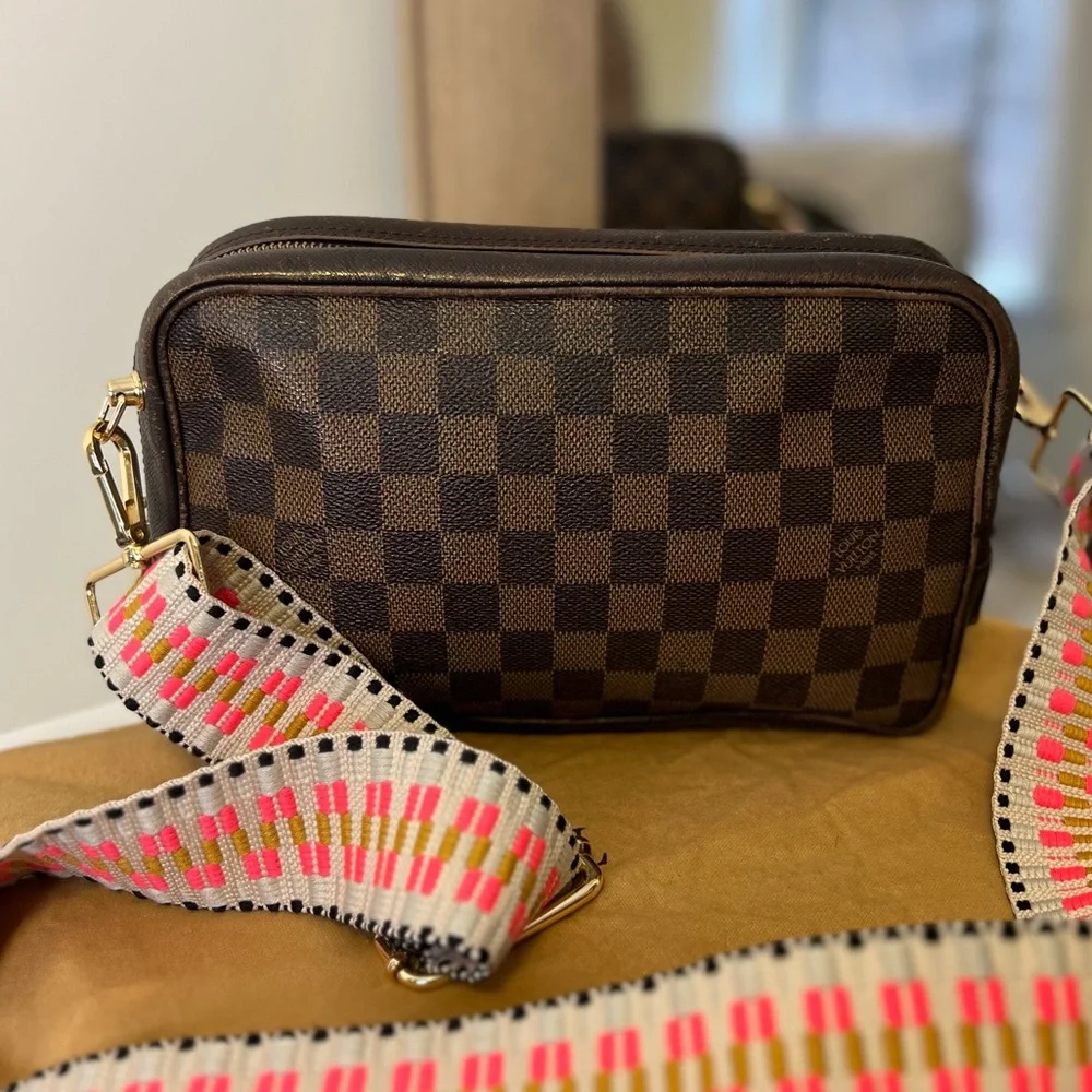 Louis Vuitton Cosmetic Pouch Bag Trousse Toilette 23